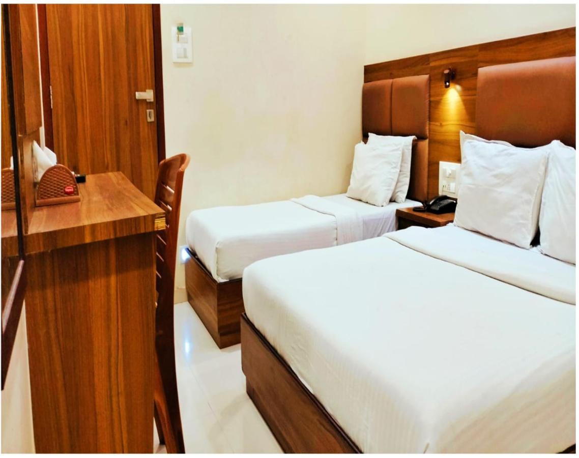 מומביי Hotel Avion Palace מראה חיצוני תמונה
